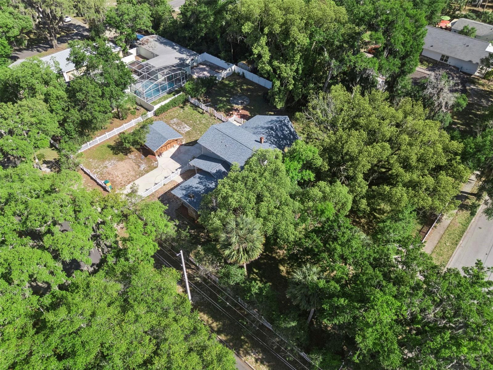 Image 55 of 56 For 1048 Grandview Street