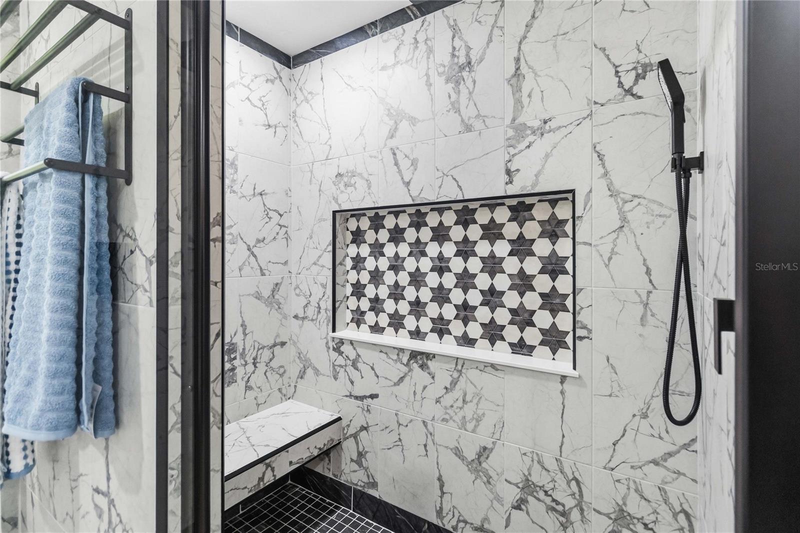 Image 22 of 65 For 1510 Beach Street