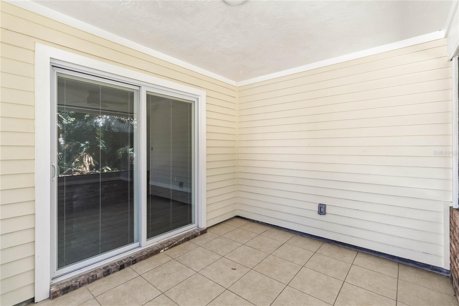 Image 39 of 65 For 1510 Beach Street