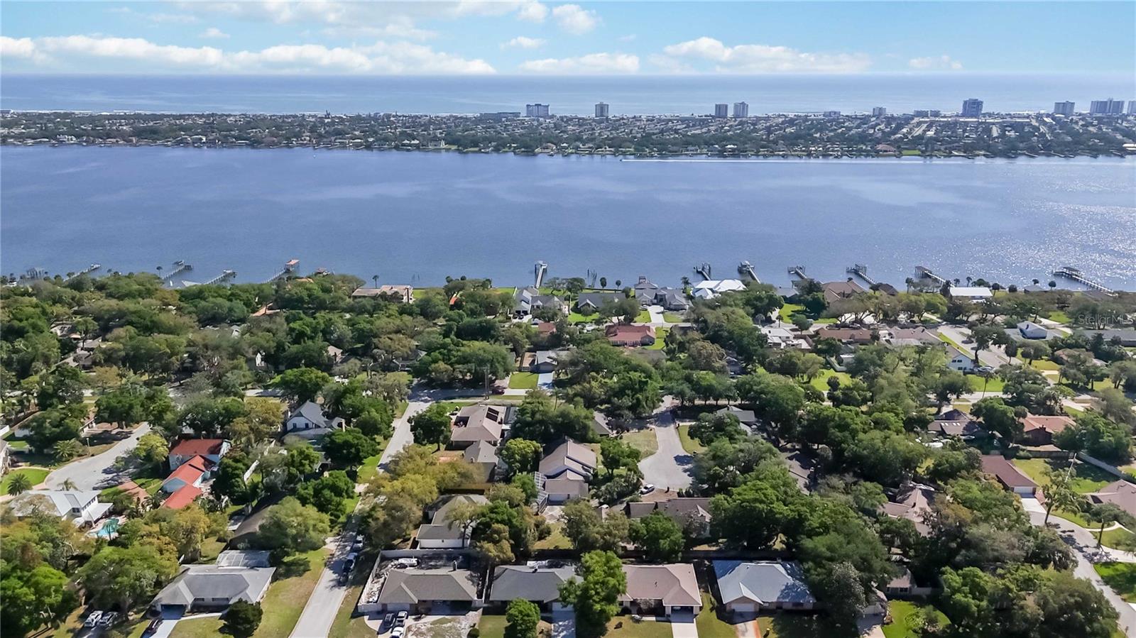 Image 49 of 65 For 1510 Beach Street