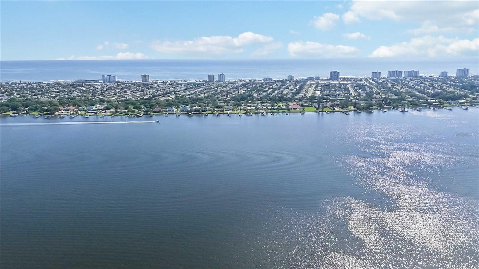 Image 53 of 65 For 1510 Beach Street