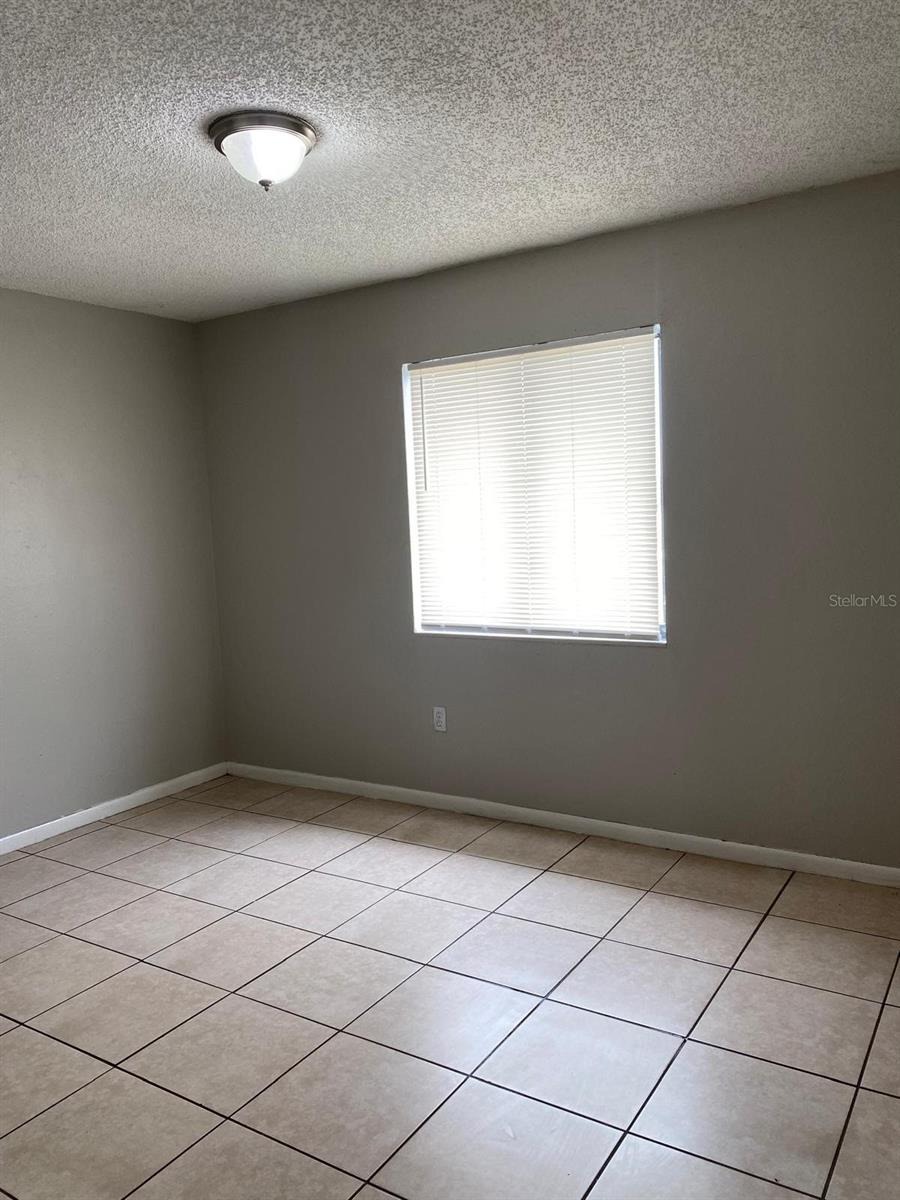 Image 4 of 8 For 3873 Janeen Circle