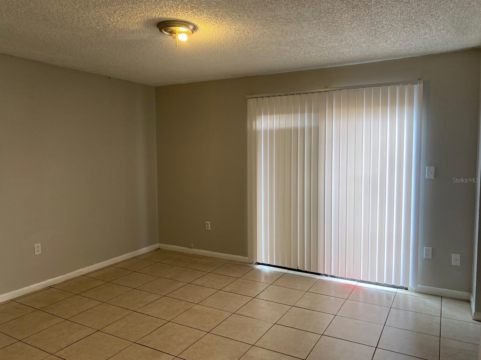 Image 7 of 8 For 3873 Janeen Circle