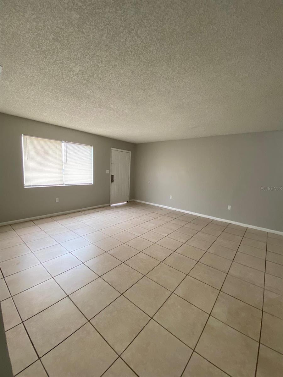 Image 8 of 8 For 3873 Janeen Circle