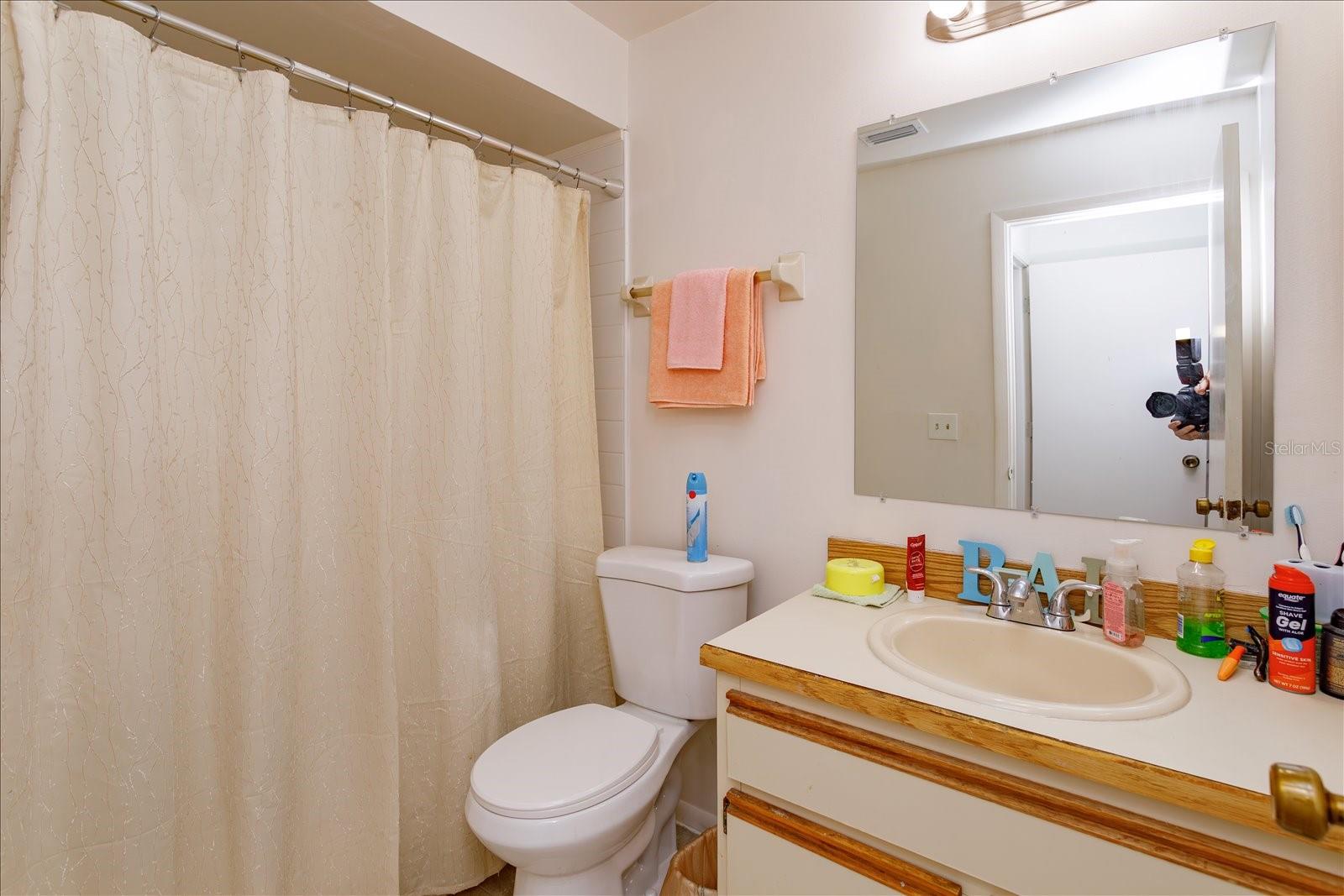 Image 12 of 20 For 601 Oak Manor Circle