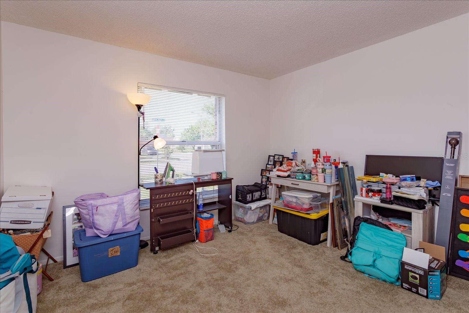 Image 14 of 20 For 601 Oak Manor Circle