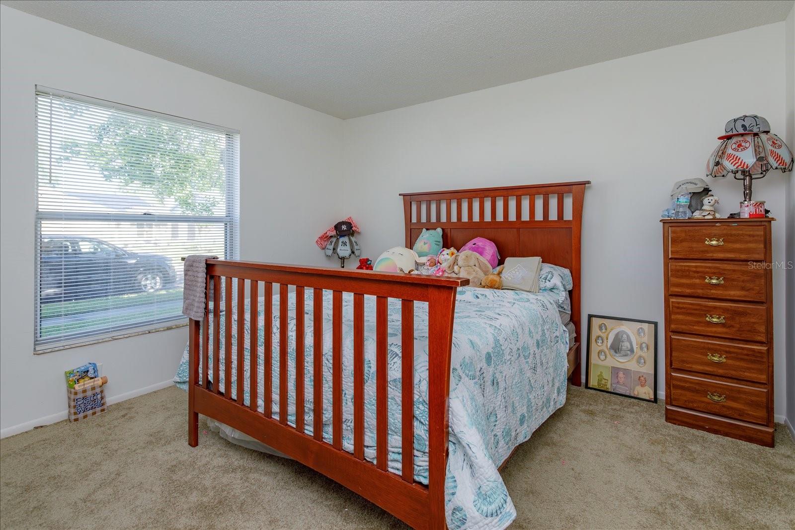 Image 16 of 20 For 601 Oak Manor Circle