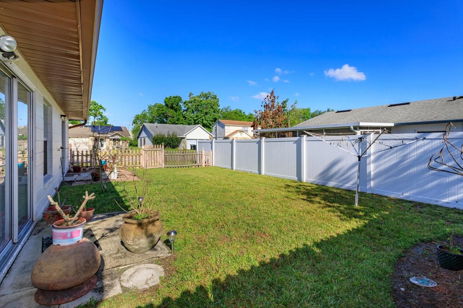 Image 18 of 20 For 601 Oak Manor Circle