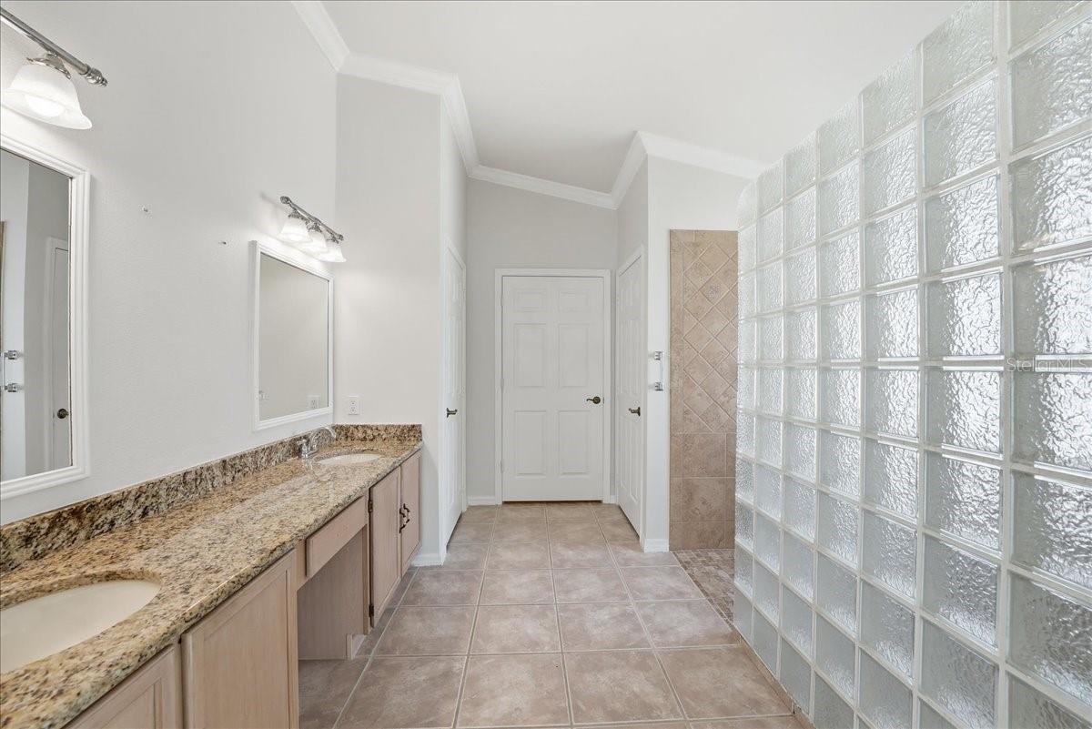 Image 16 of 41 For 1871 Magies Court