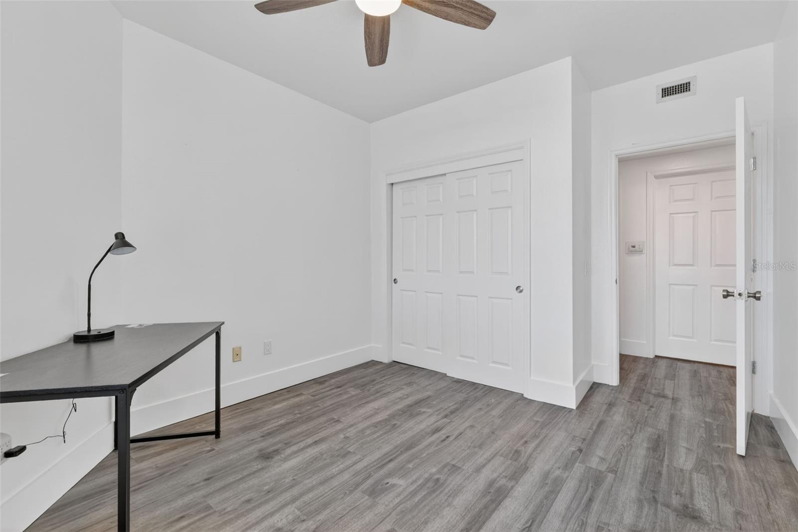 Image 16 of 31 For 322 Central Boulevard 1205