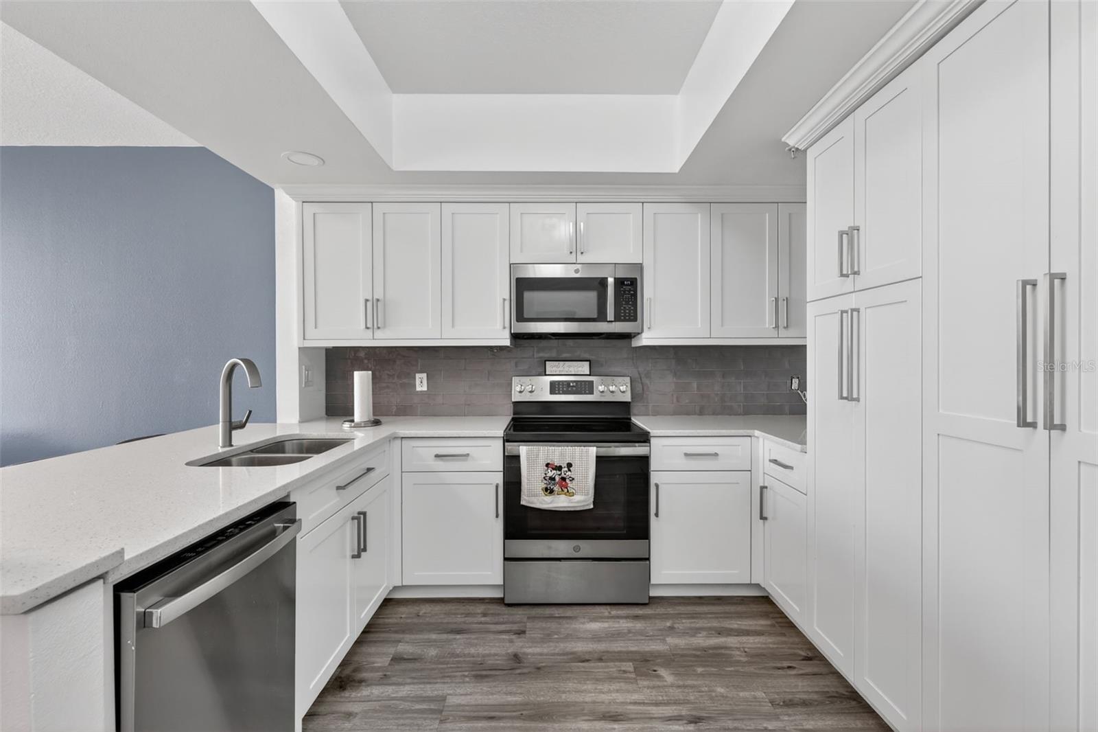 Image 6 of 31 For 322 Central Boulevard 1205