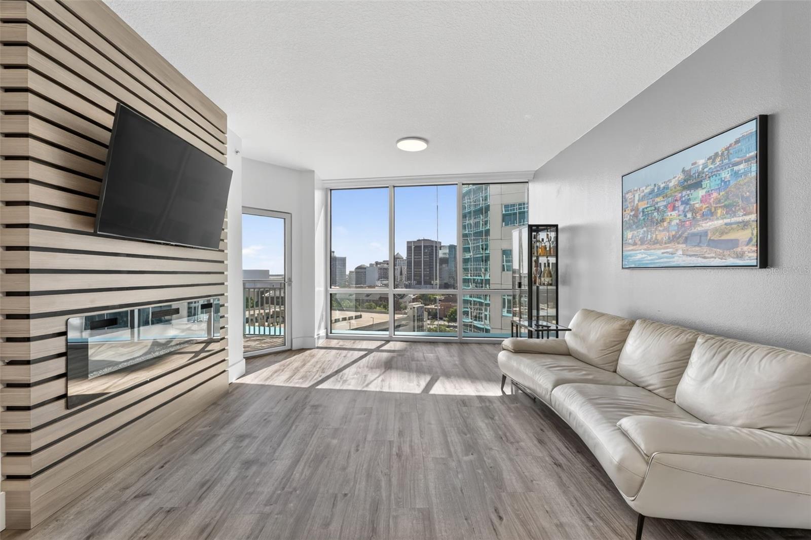 Image 9 of 31 For 322 Central Boulevard 1205