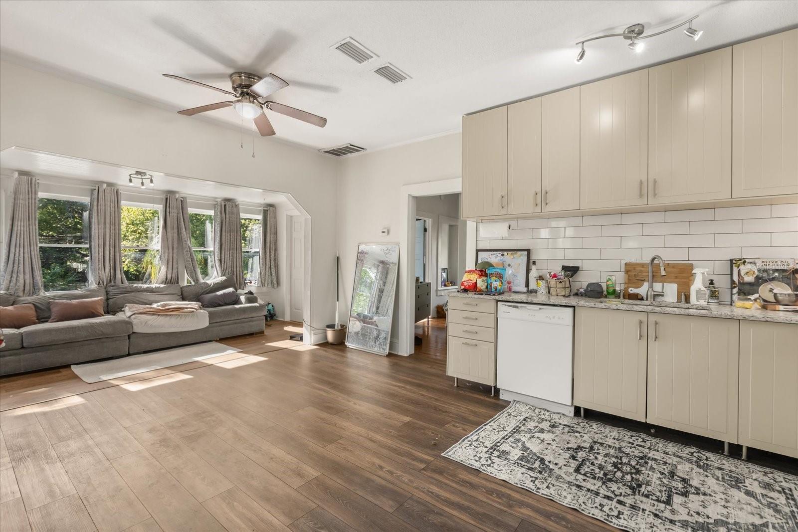 Image 17 of 22 For 1209 Myrtle Avenue A