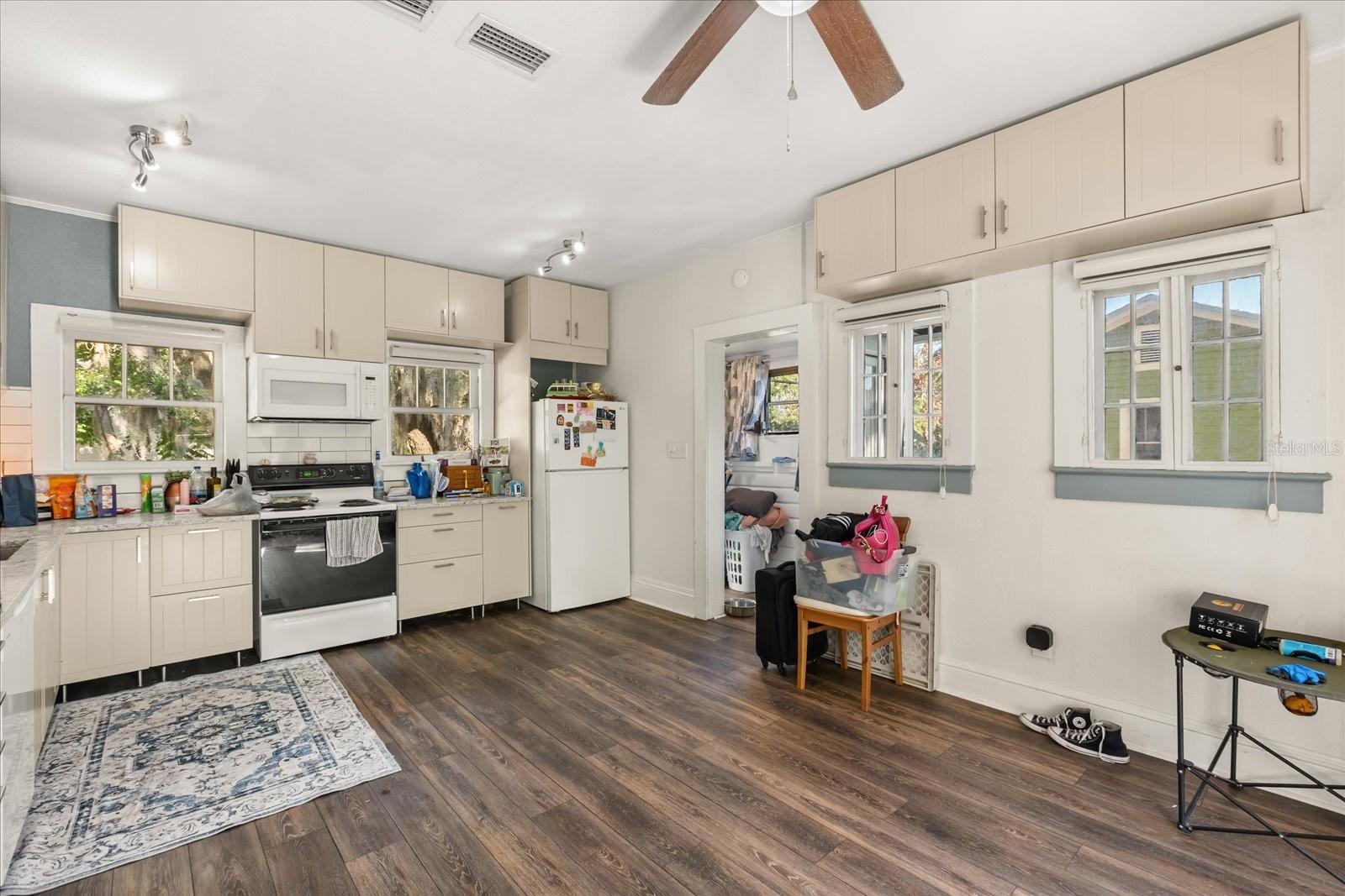 Image 8 of 22 For 1209 Myrtle Avenue A