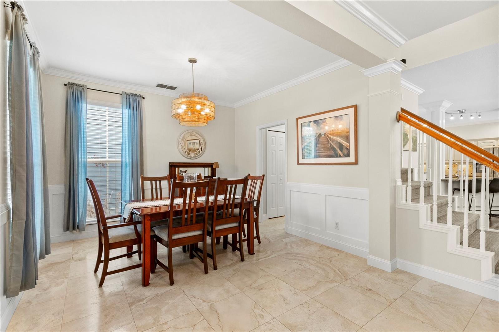 Image 18 of 76 For 204 Norfolk Place