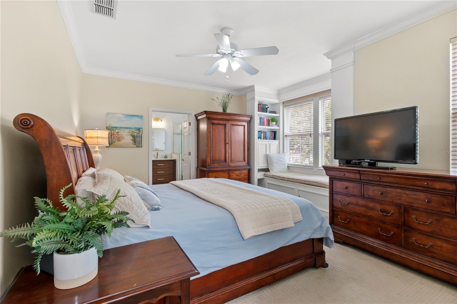 Image 21 of 76 For 204 Norfolk Place