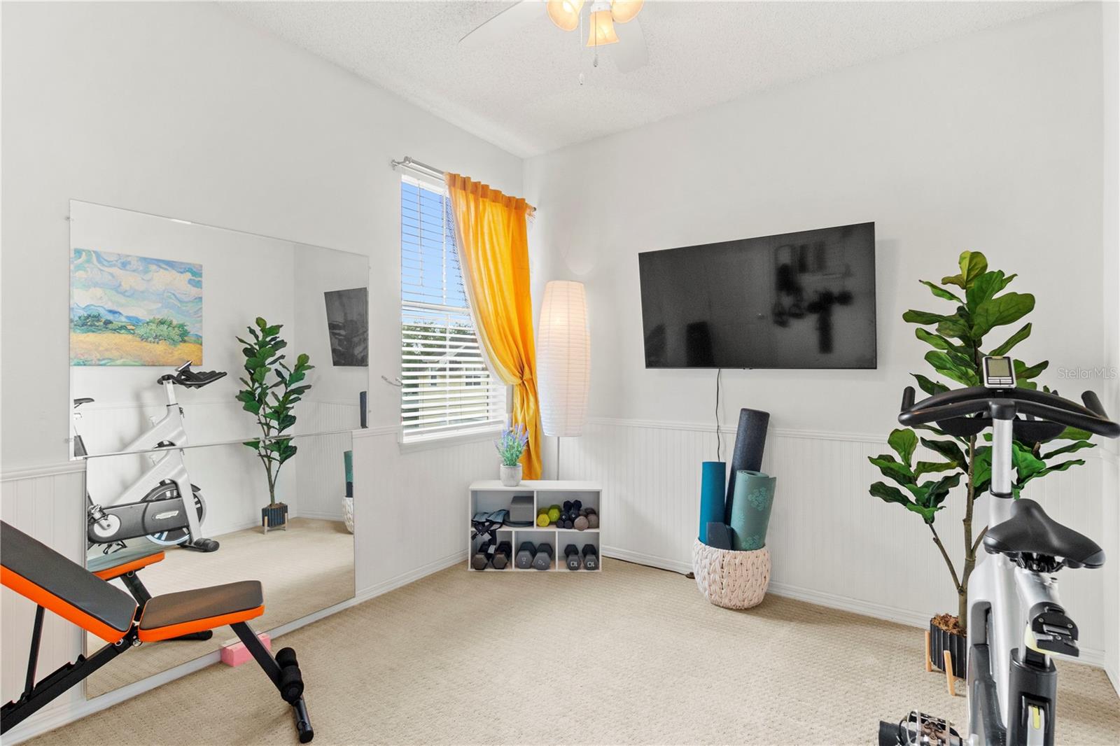 Image 28 of 76 For 204 Norfolk Place