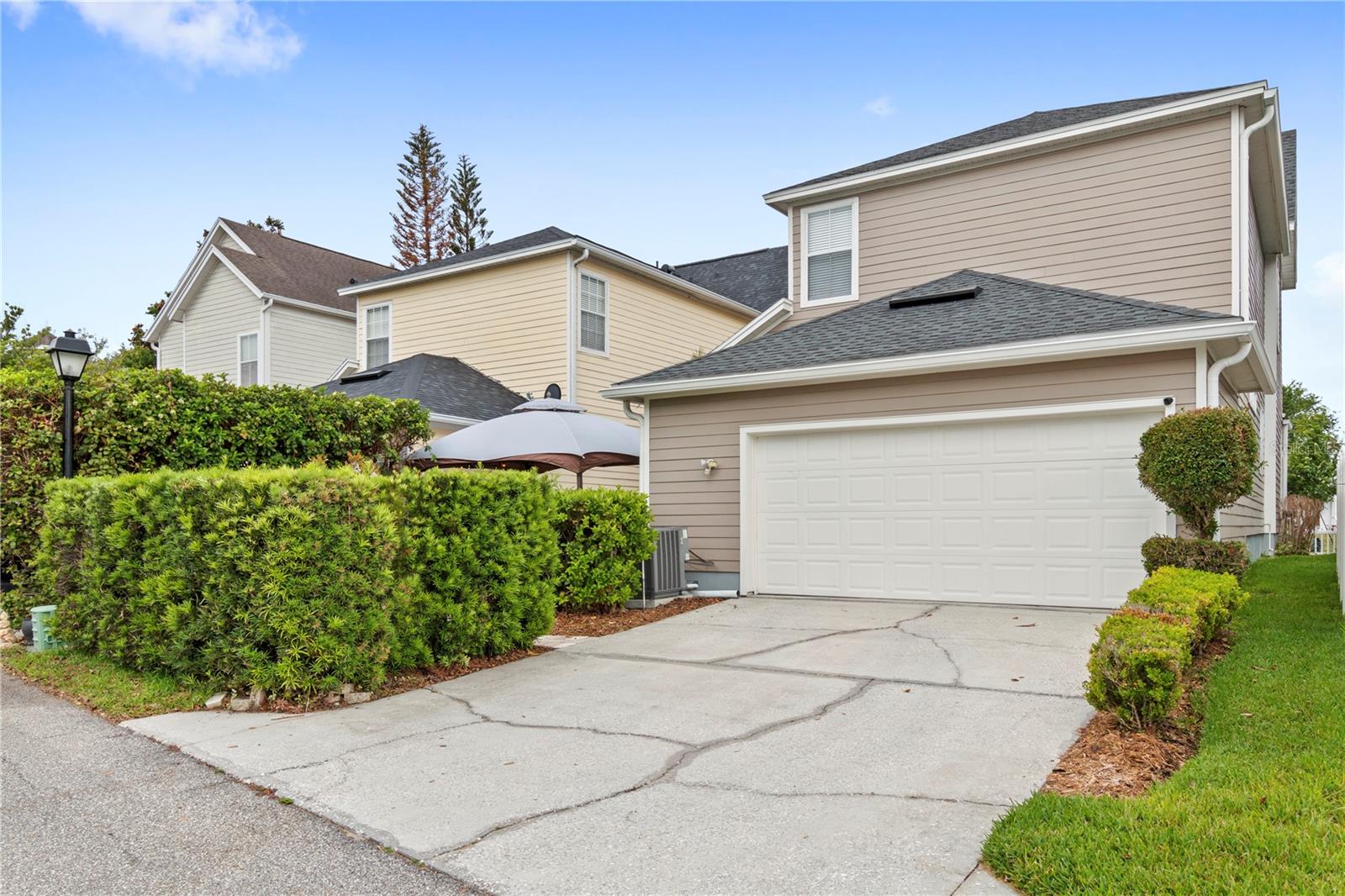 Image 37 of 76 For 204 Norfolk Place