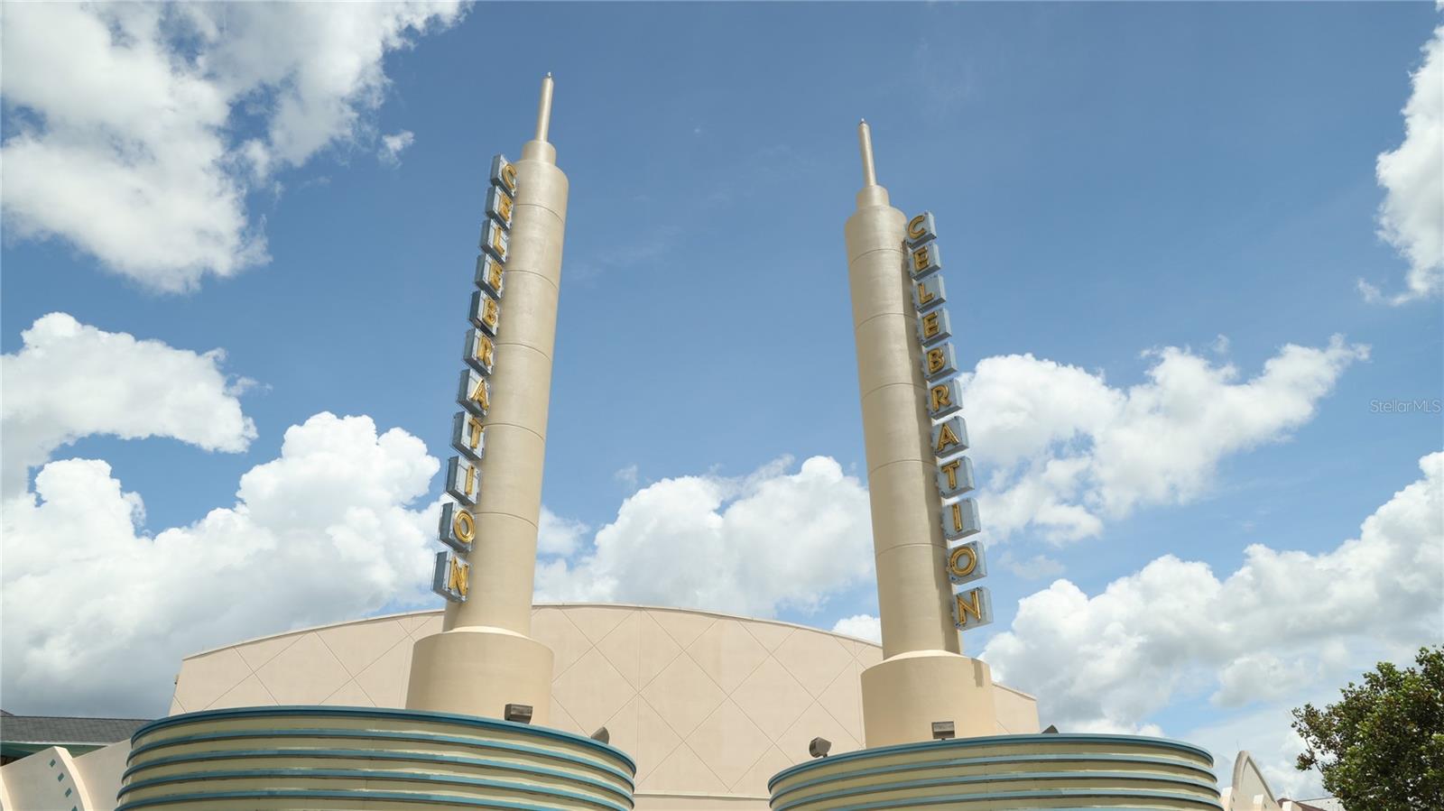 Image 47 of 76 For 204 Norfolk Place