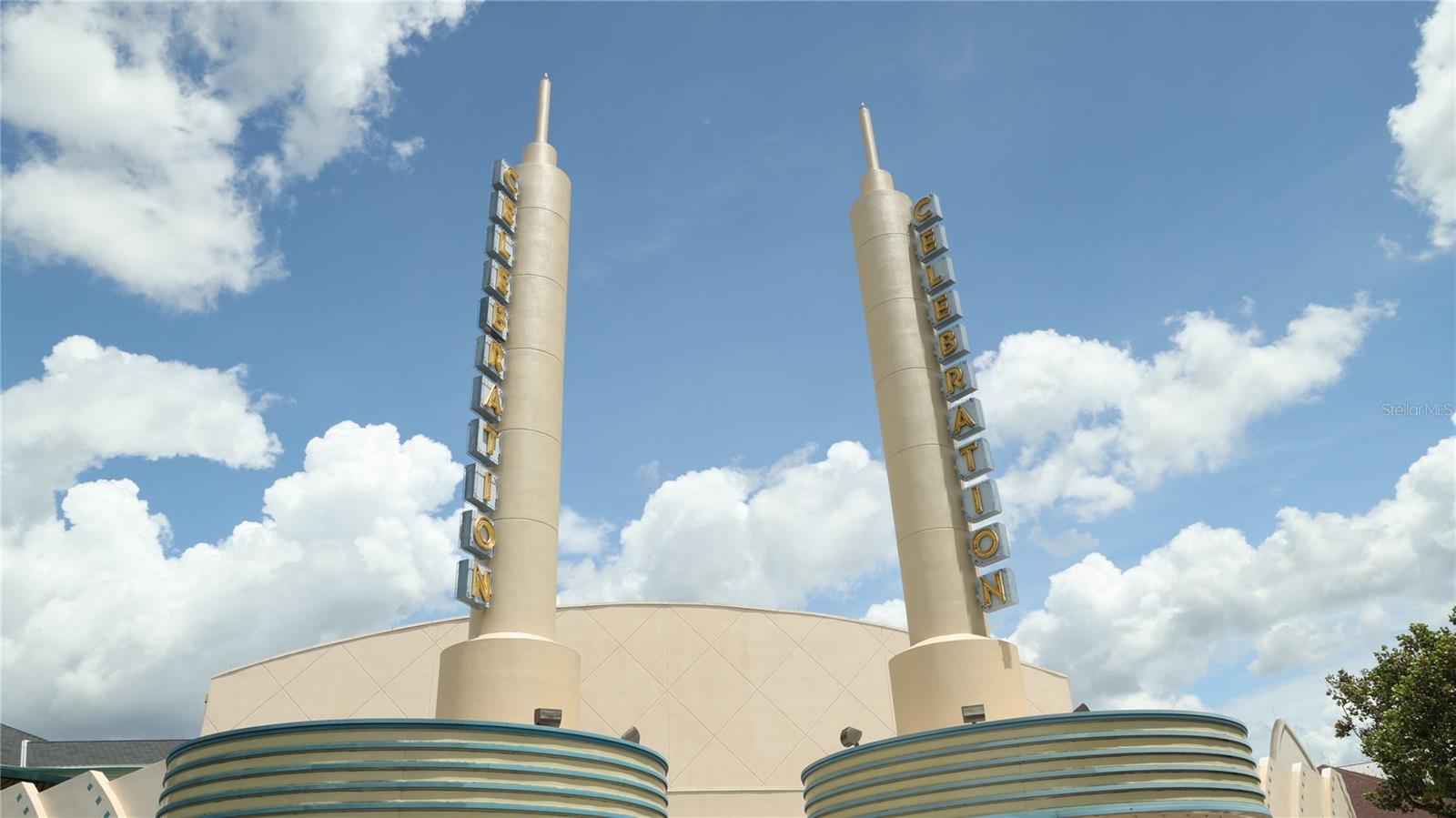 Image 48 of 76 For 204 Norfolk Place