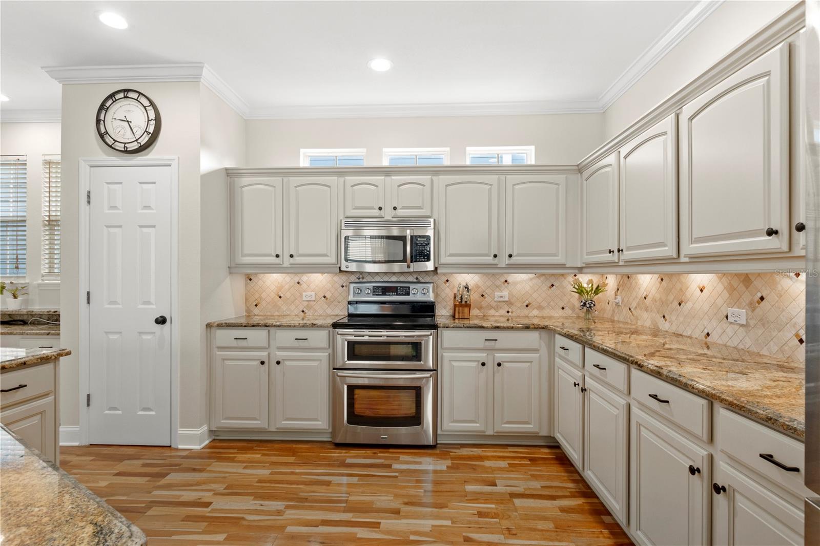 Image 9 of 76 For 204 Norfolk Place