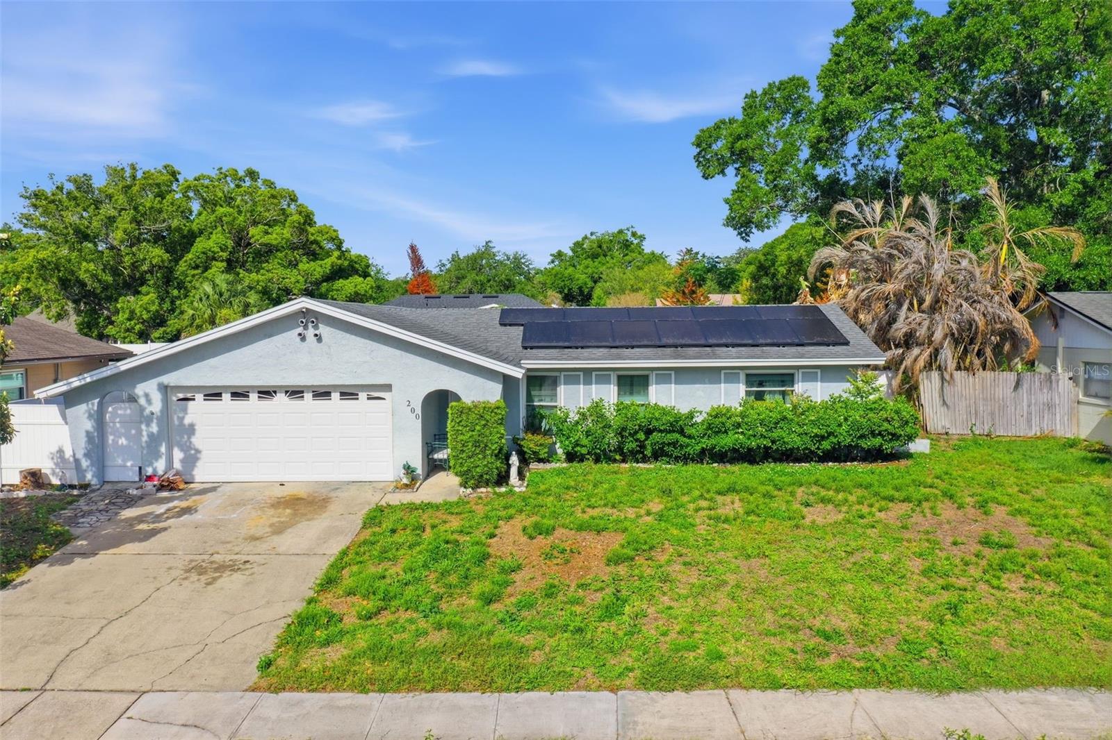 Image 27 of 36 For 200 Sir Lawrence Drive