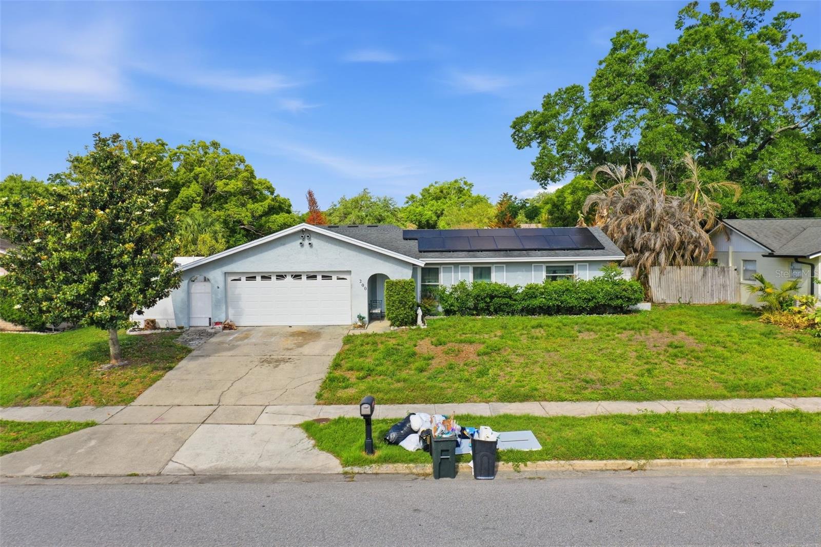 Image 29 of 36 For 200 Sir Lawrence Drive