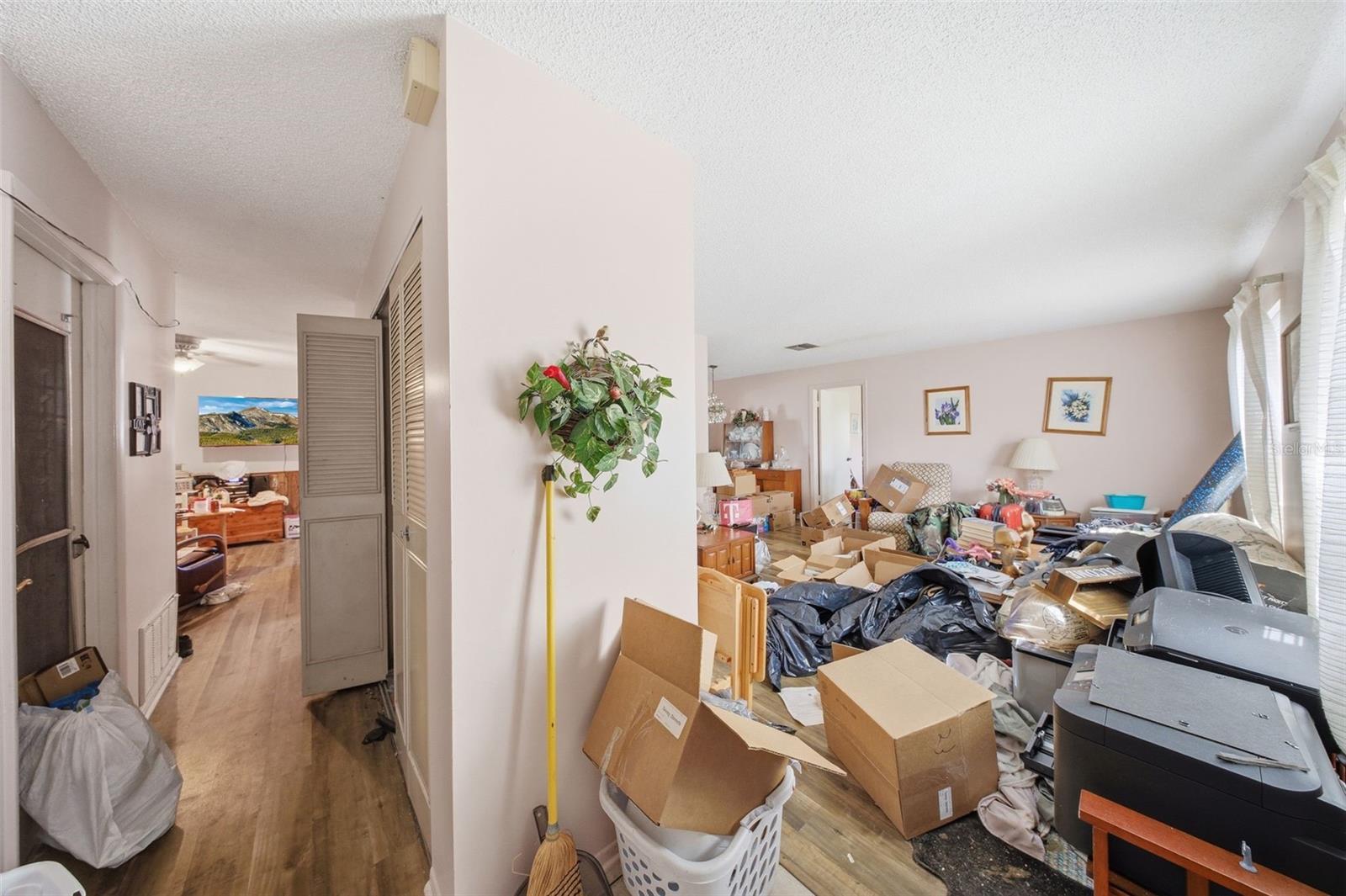 Image 3 of 36 For 200 Sir Lawrence Drive