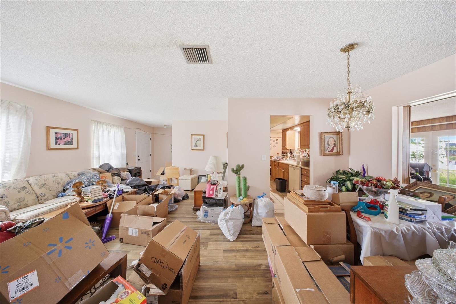 Image 4 of 36 For 200 Sir Lawrence Drive