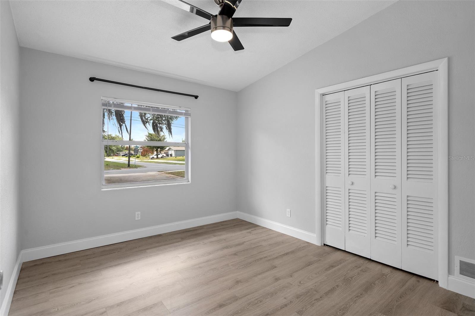 Image 19 of 38 For 5837 Westbury Drive