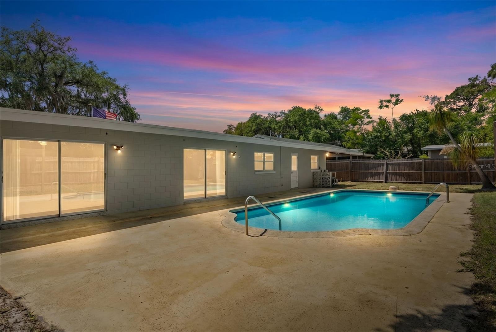 Image 29 of 38 For 5837 Westbury Drive