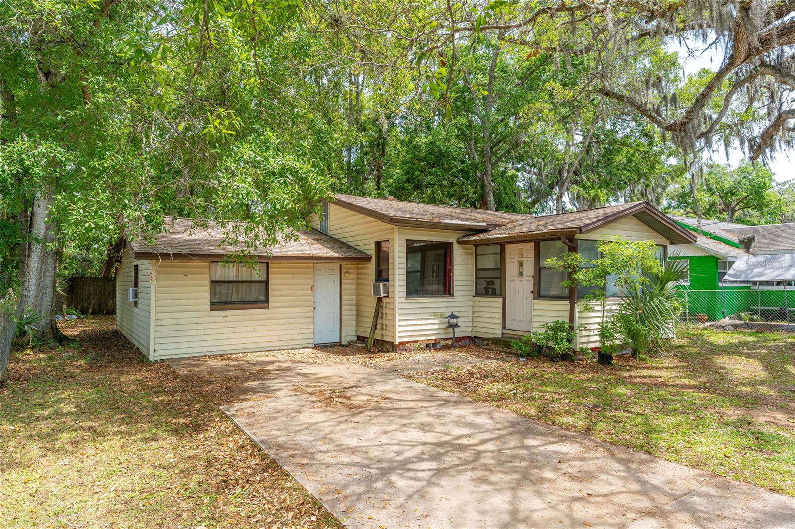 Image 2 of 19 For 711 Flanders Avenue