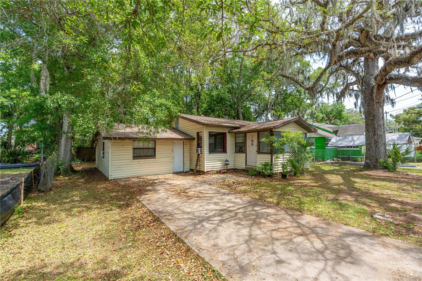 Image 3 of 19 For 711 Flanders Avenue