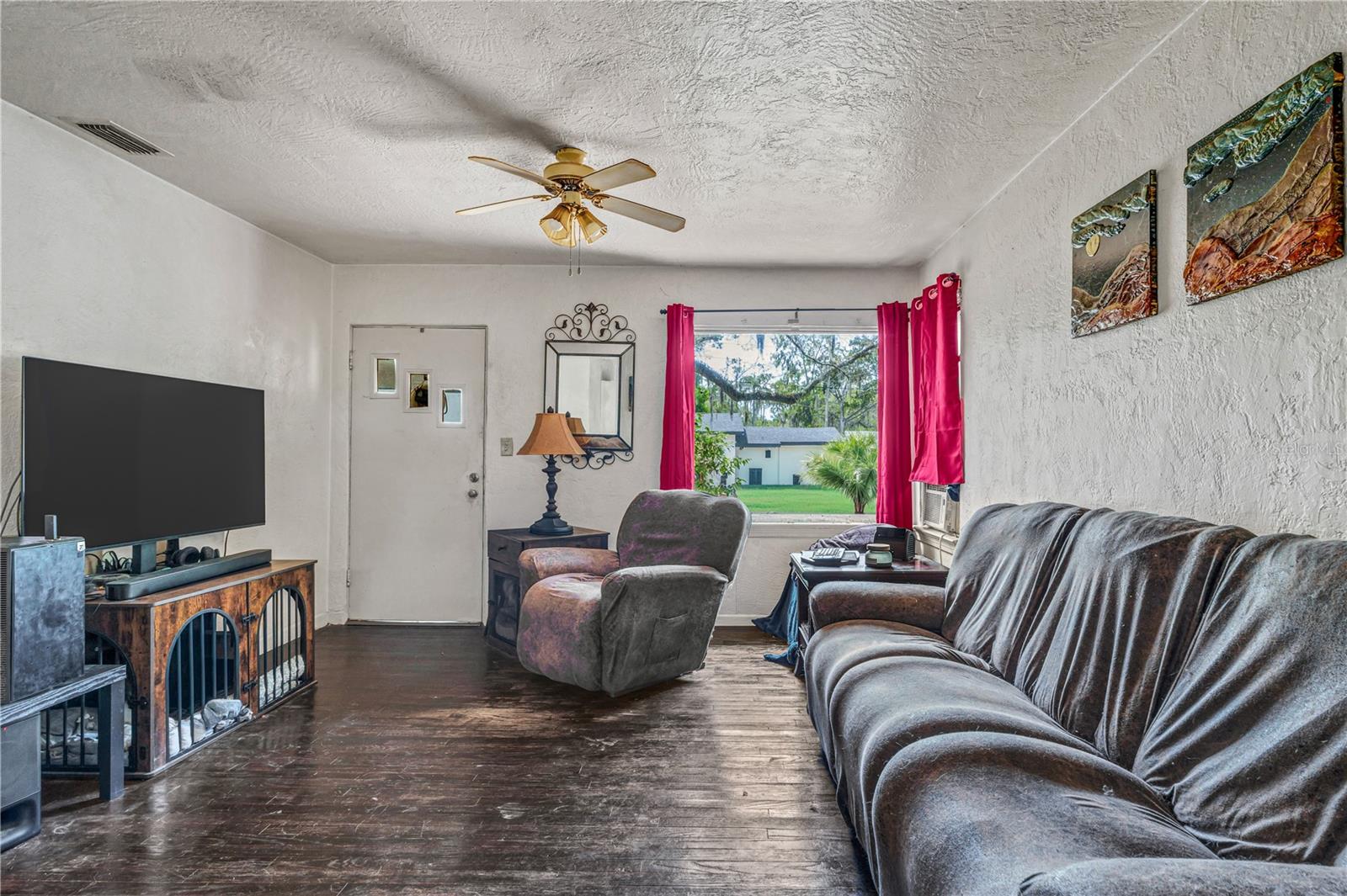 Image 7 of 19 For 711 Flanders Avenue