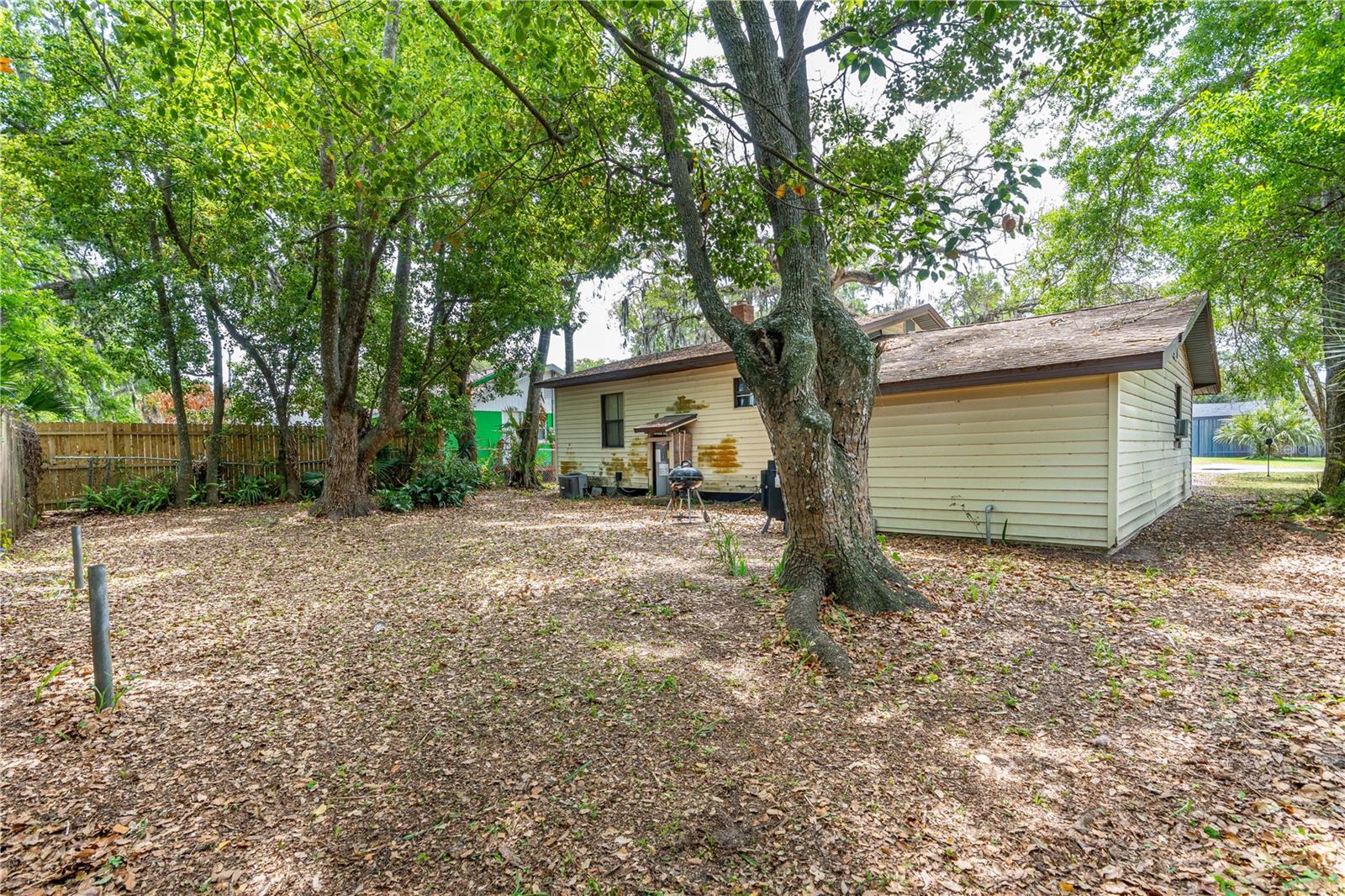 Image 9 of 19 For 711 Flanders Avenue