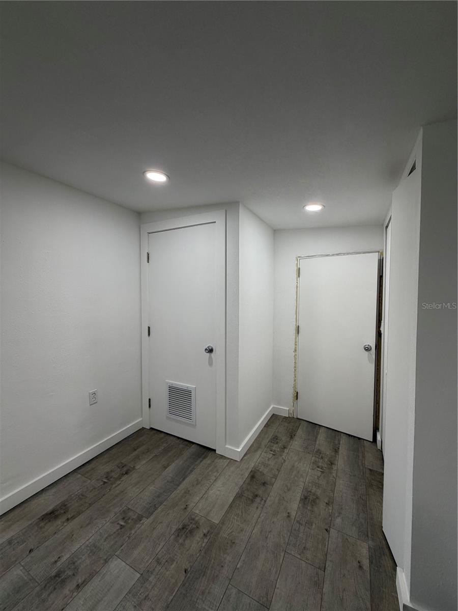 Image 17 of 28 For 783 Eldridge Street B