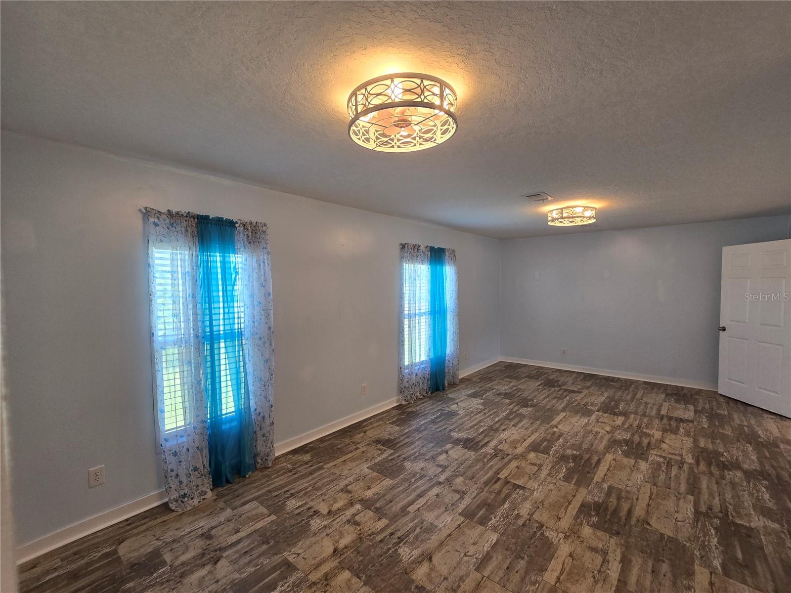 Image 22 of 44 For 14025 Stag Horn Court