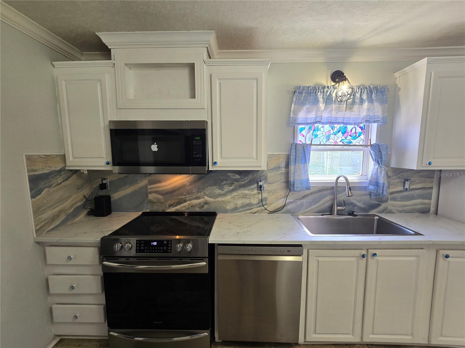 Image 8 of 44 For 14025 Stag Horn Court