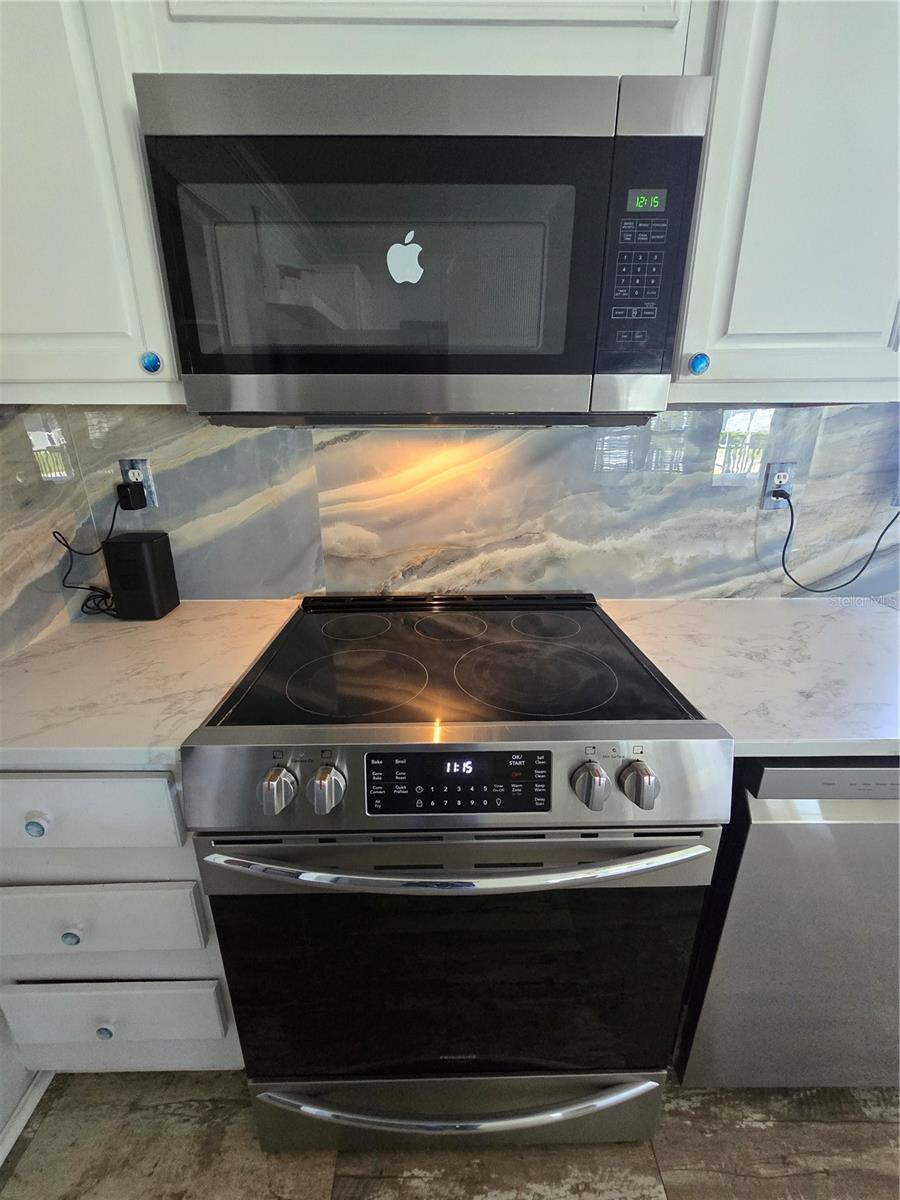 Image 9 of 44 For 14025 Stag Horn Court