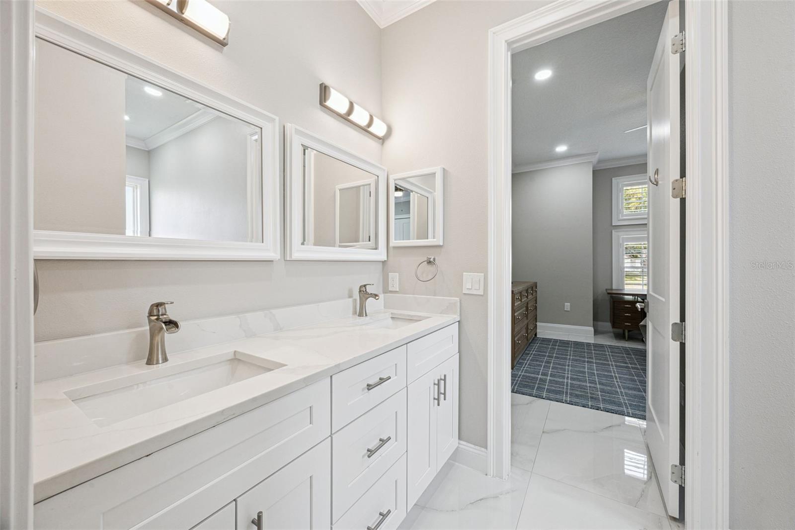 Image 15 of 36 For 1620 Bowman Street