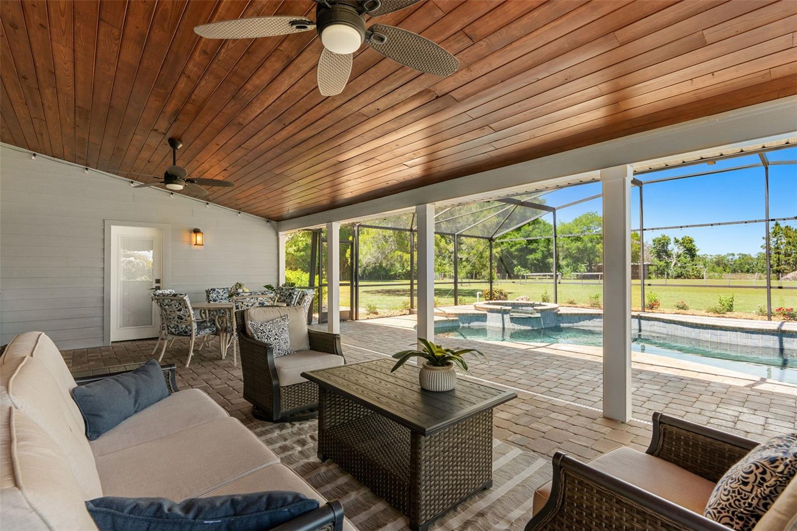 Image 19 of 92 For 650 Old Mims Road