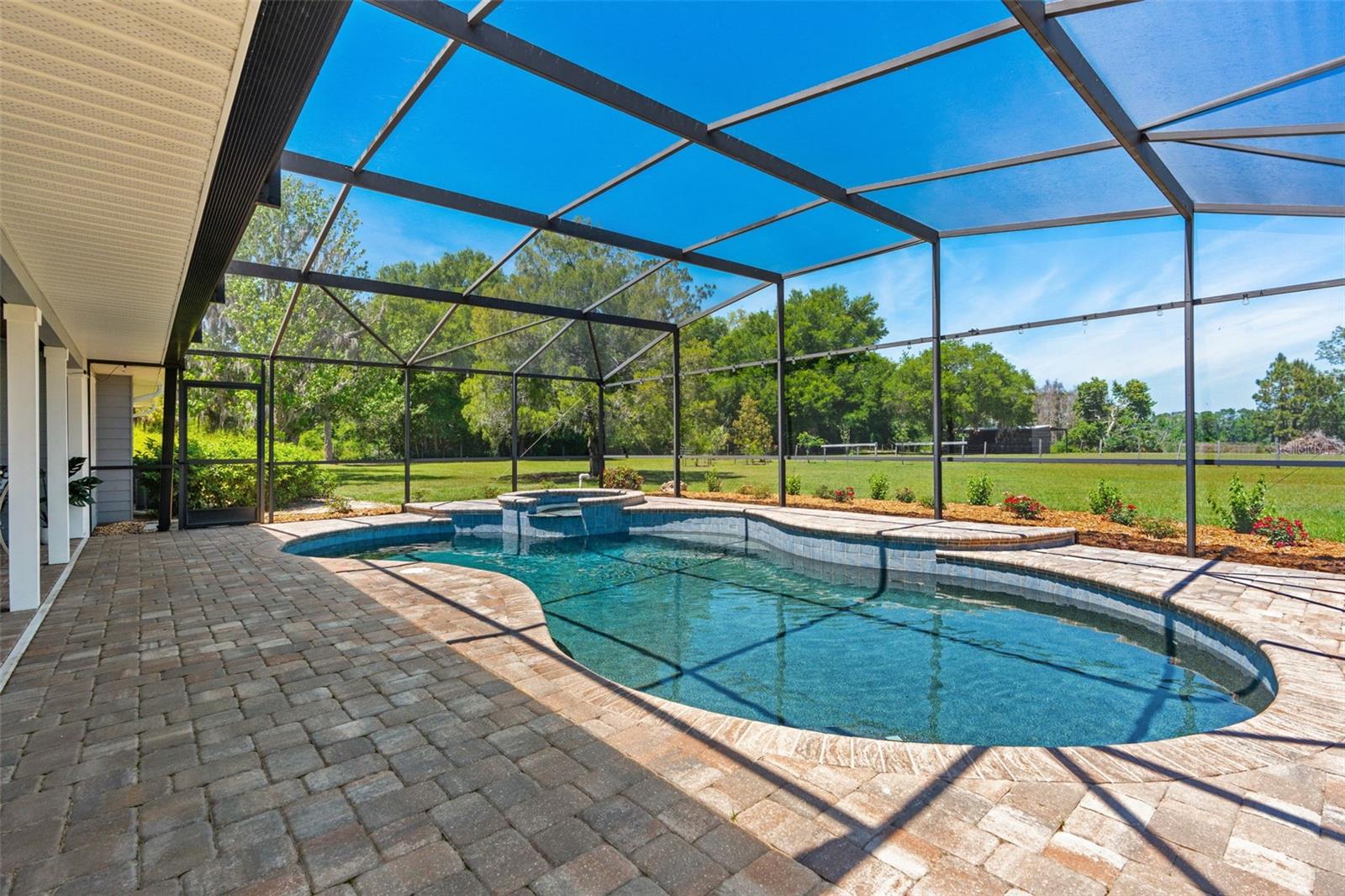 Image 21 of 92 For 650 Old Mims Road