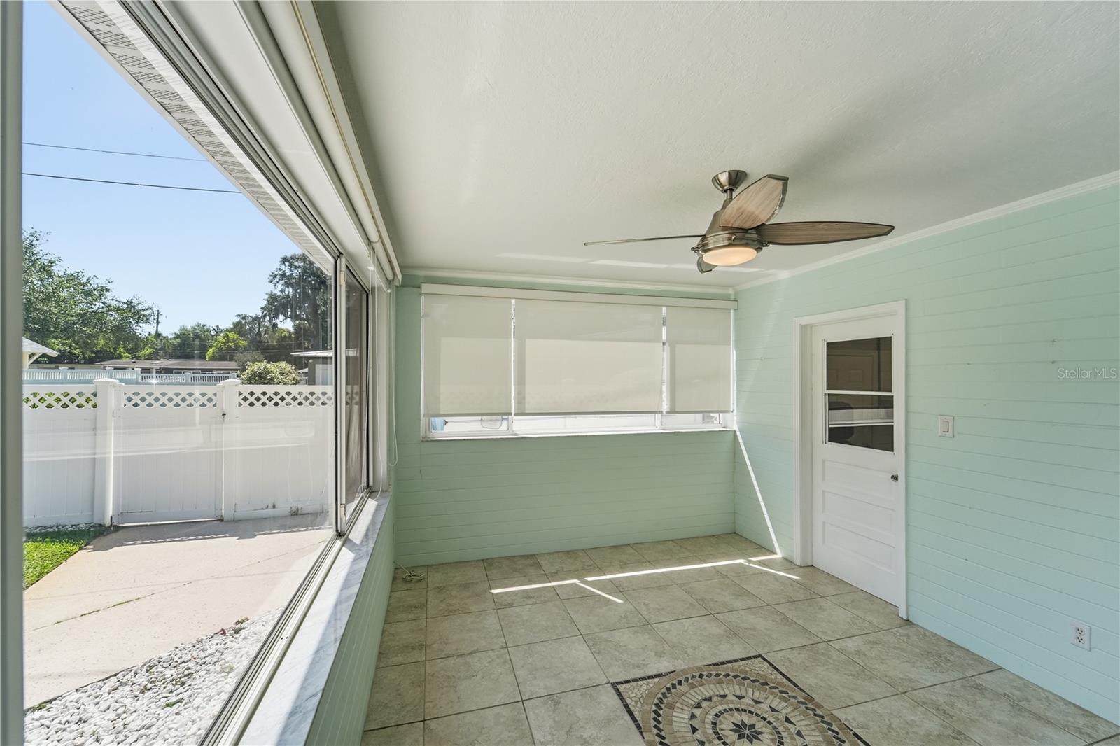 Image 14 of 36 For 3606 Lake Underhill Road