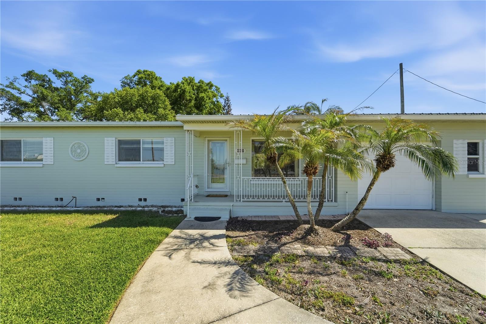 Image 2 of 36 For 3606 Lake Underhill Road