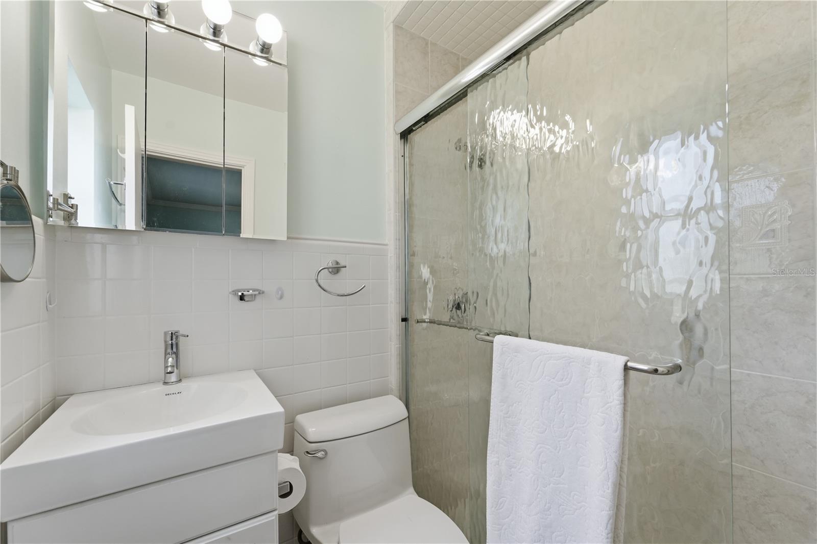 Image 24 of 36 For 3606 Lake Underhill Road