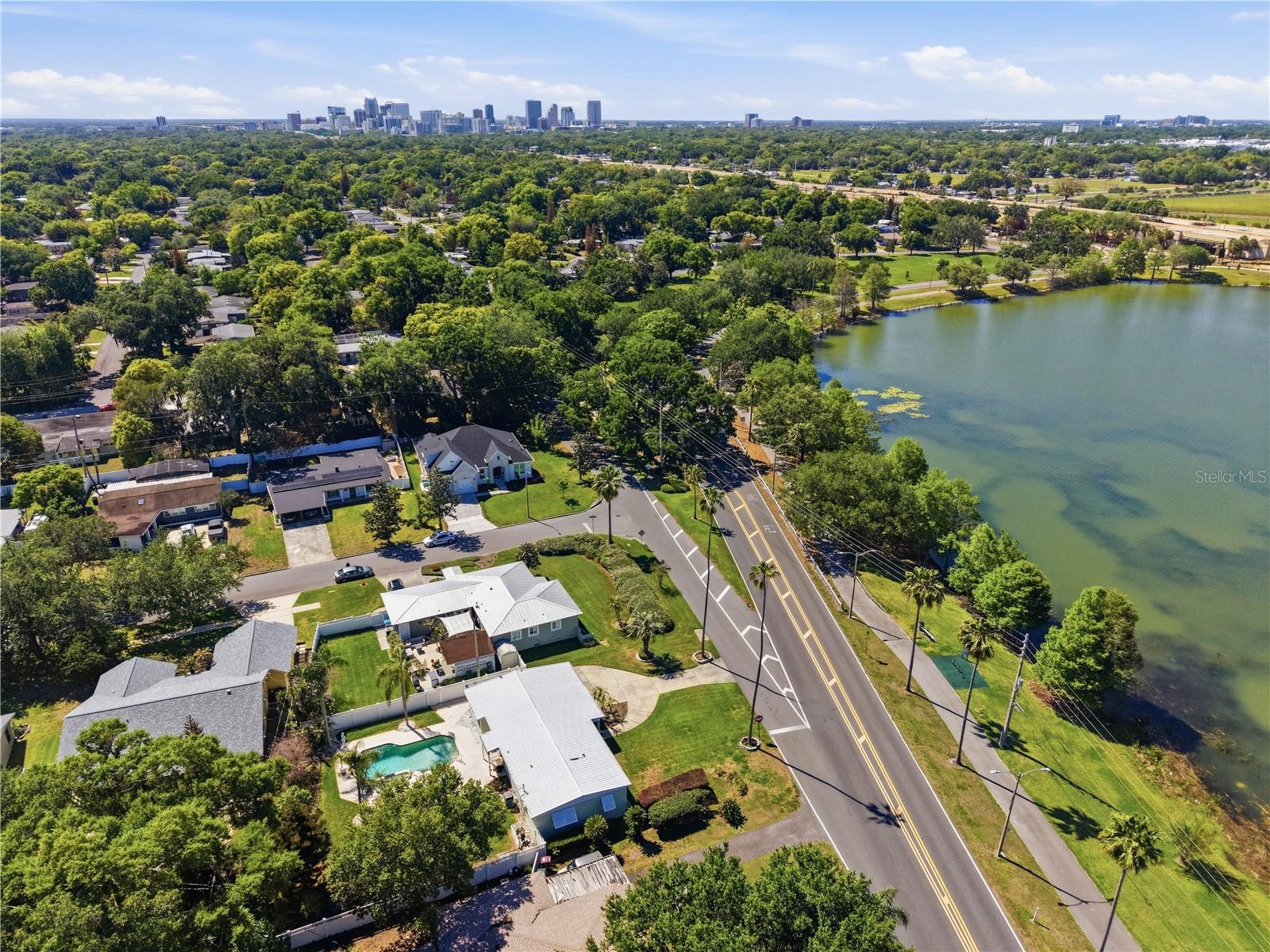 Image 33 of 36 For 3606 Lake Underhill Road