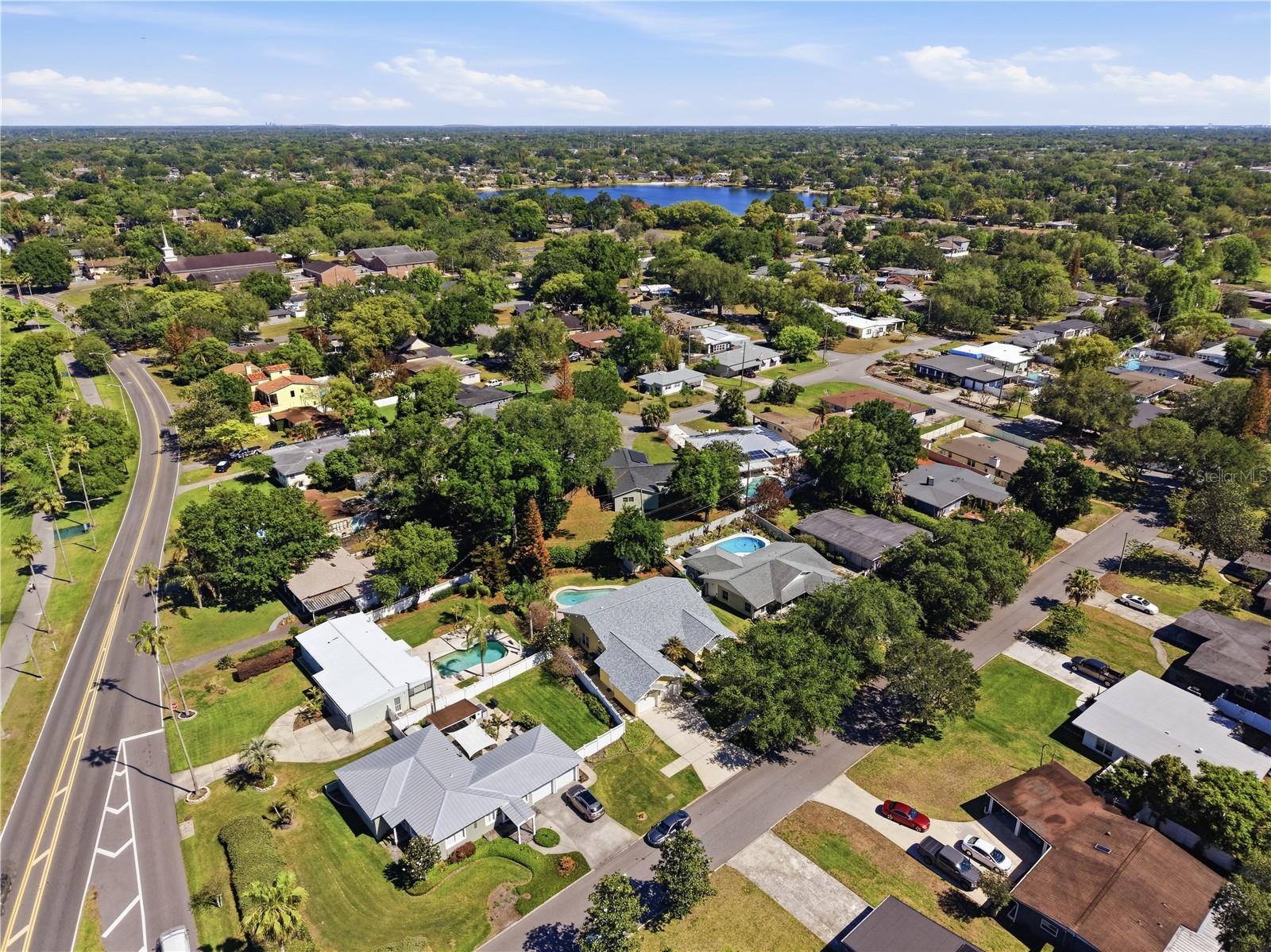 Image 35 of 36 For 3606 Lake Underhill Road