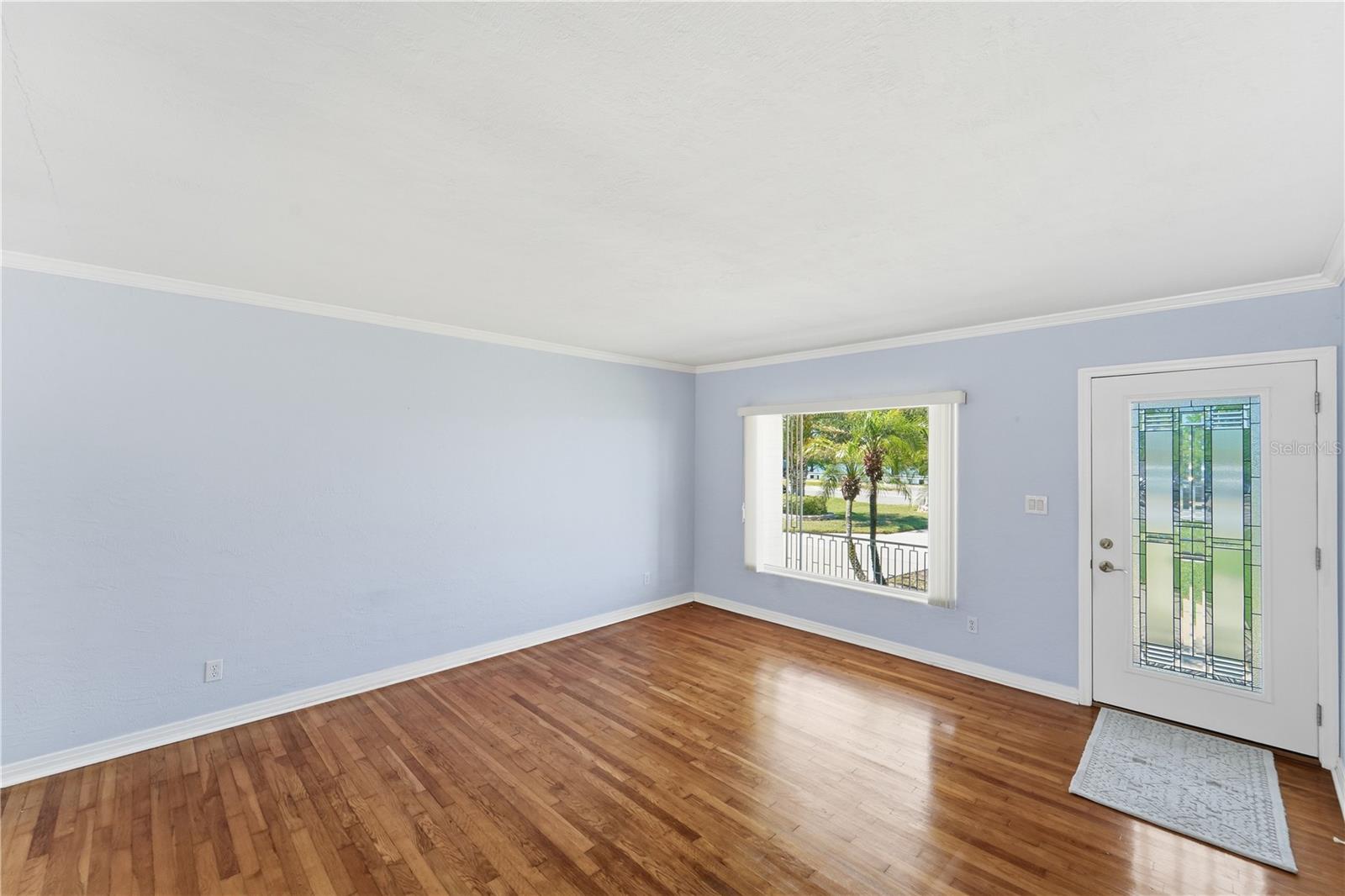 Image 4 of 36 For 3606 Lake Underhill Road