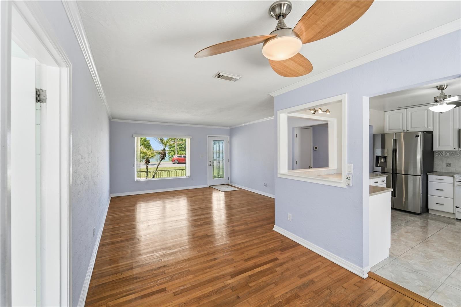 Image 8 of 36 For 3606 Lake Underhill Road