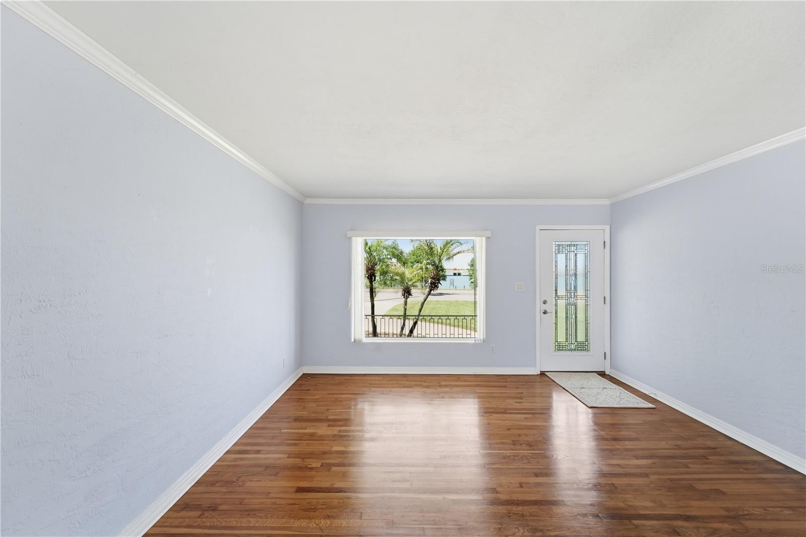 Image 9 of 36 For 3606 Lake Underhill Road